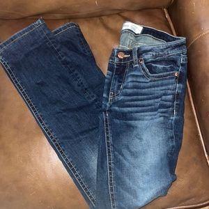 Buckle jeans